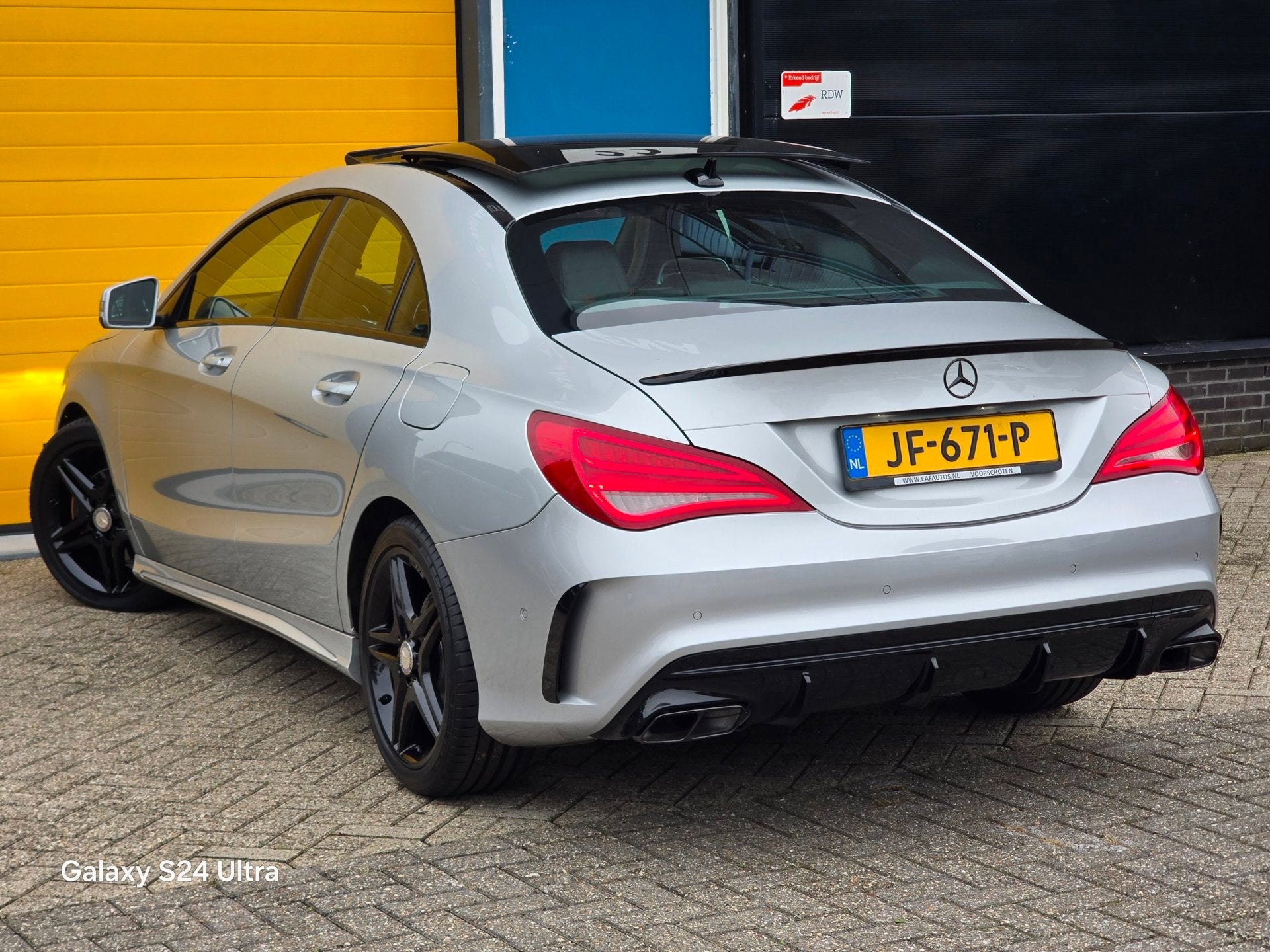 Mercedes-Benz CLA-klasse 180 AMG Line / Aut / NAP / Navi / C, Gebruikt, Euro 6, 4 cilinders, 715 kg