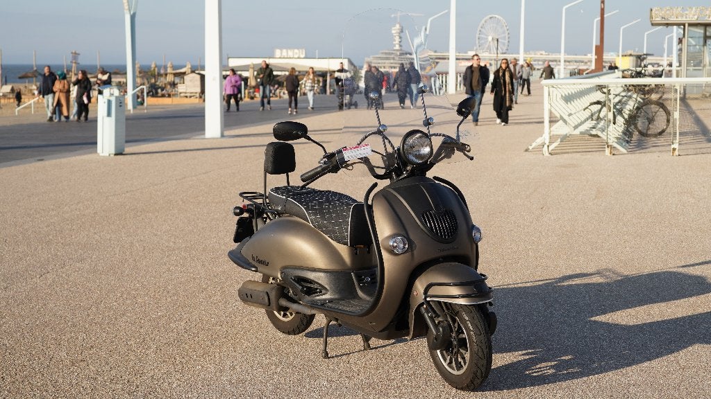 La Souris Futuro Retro Titanium, Ophalen, Maximaal 45 km/u, Zo goed als nieuw, 50 cc