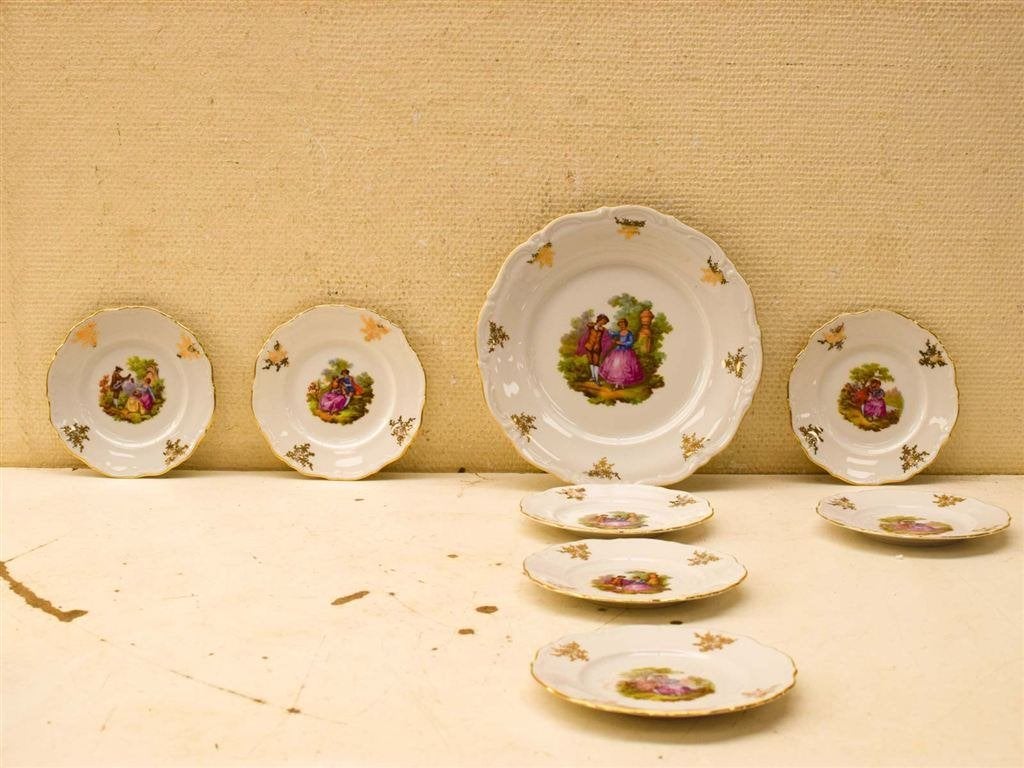 8 delig porseleinen gebaksservies 51350, Gebruikt, Ophalen of Verzenden, Bord(en), Overige stijlen
