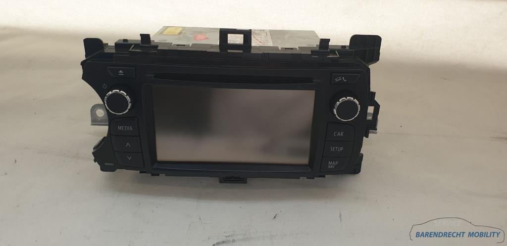 Multimedia systeem navigatie Toyota Yaris III 86140-0D040 to, Info@toyota.co.jp, Gebruikt, Toyota Motor Corporation, Toyota