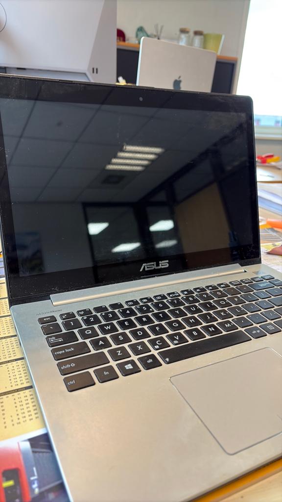 Asus laptop N76VJ, 2 tot 3 Ghz, 15 inch, Ophalen of Verzenden, Zo goed als nieuw