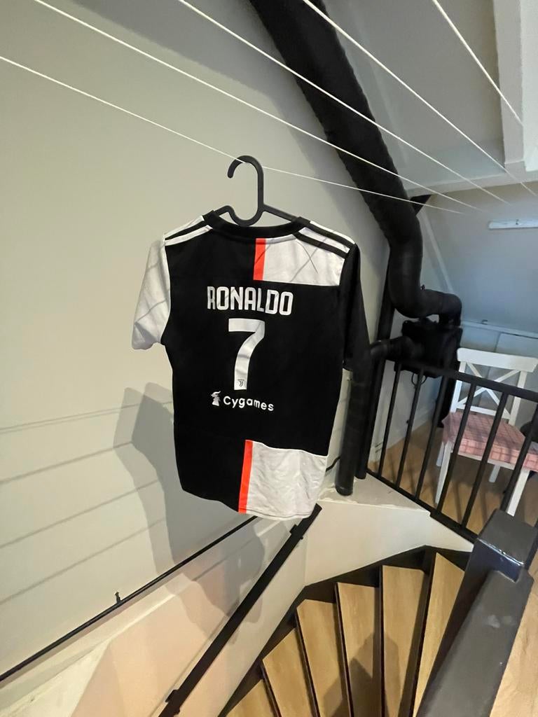 ronaldo shirts, Ophalen of Verzenden, Zo goed als nieuw, Buitenlandse clubs, Shirt