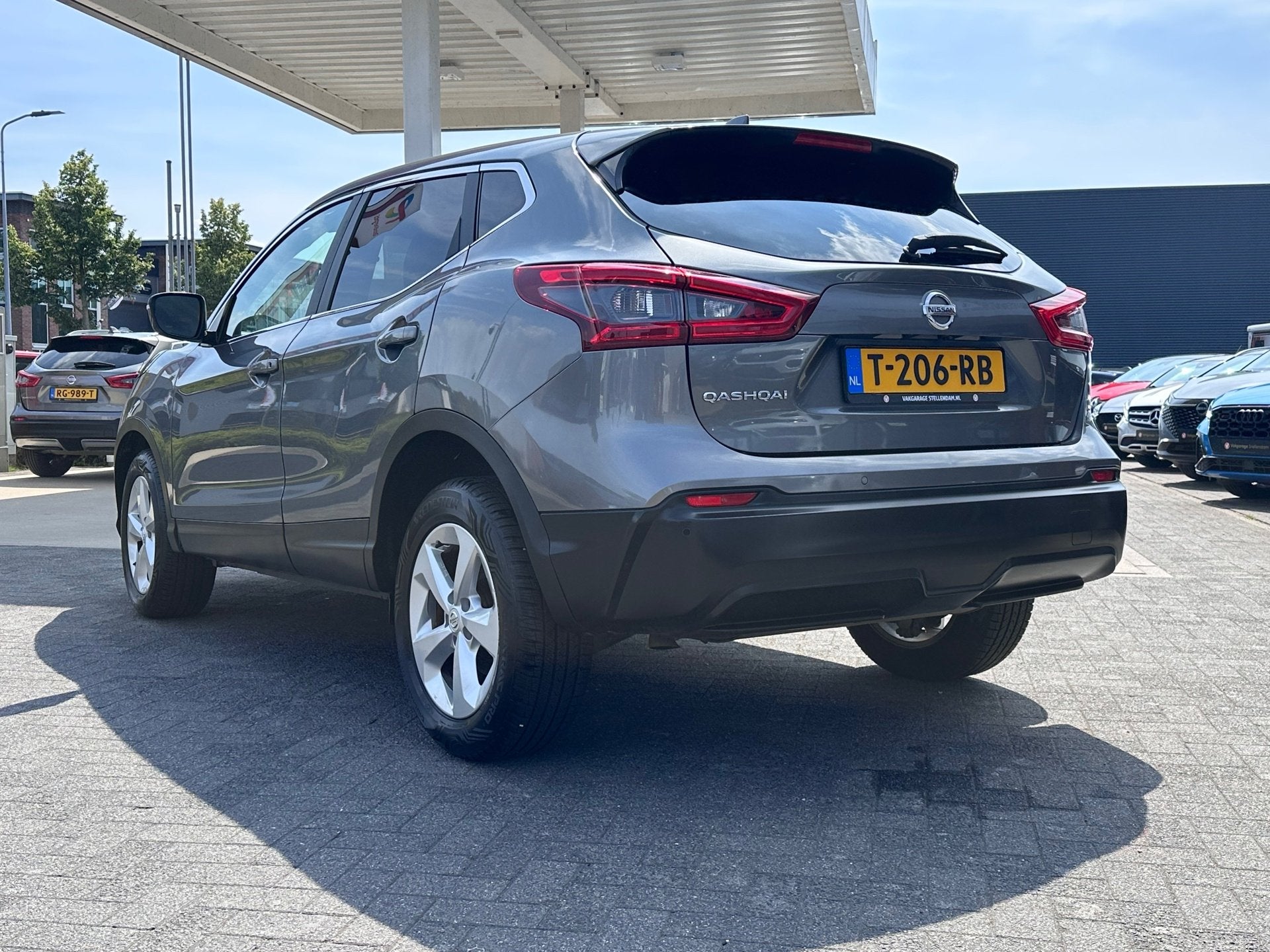 Nissan Qashqai 1.3 DIG-T Business Edition 160pk|Stoel/voorru, Auto's, Stof, Gebruikt, 4 cilinders, 1290 kg