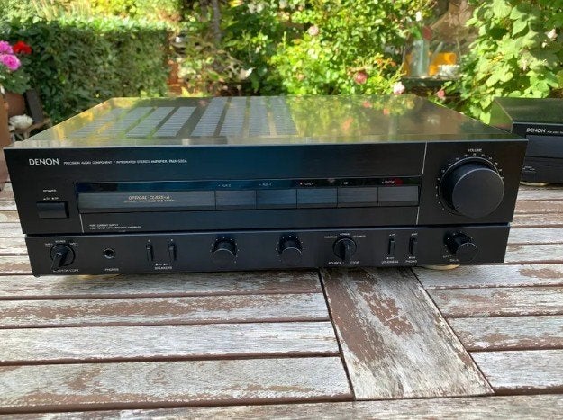 Goed onderhouden Denon PMA520A, Gebruikt, Denon, Ophalen of Verzenden, 60 tot 120 watt