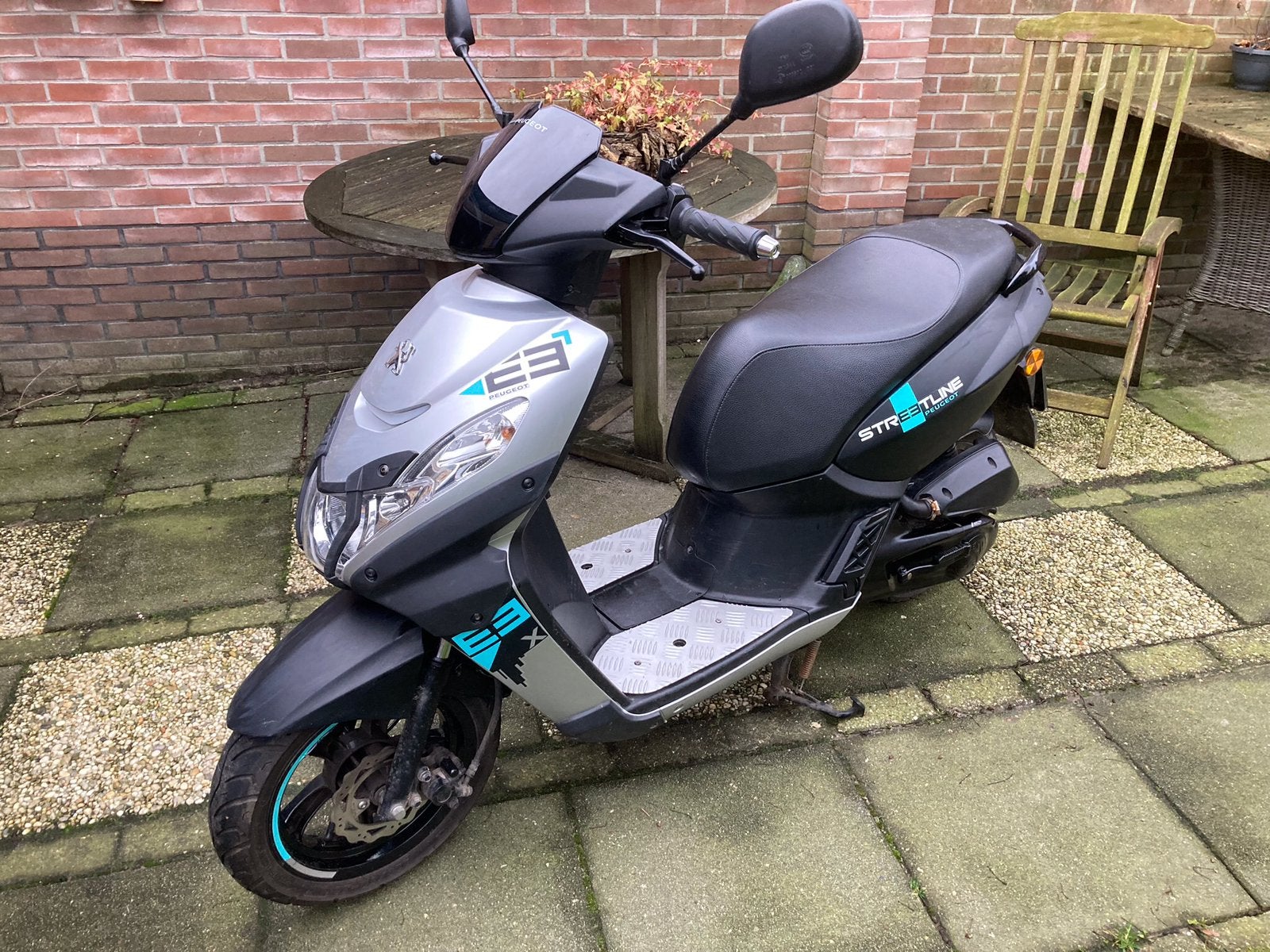 Peugeot Kisbee Streetline, geel kenteken!, Ophalen, Zo goed als nieuw, Benzine, Overige modellen