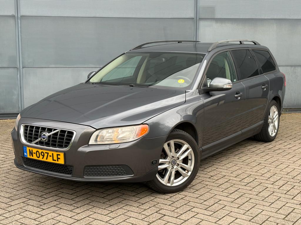 Volvo V70 2.0 2008 Grijs, Voorwielaandrijving, 145 pk, 1487 kg, 4 cilinders