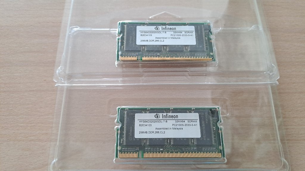 2x 256 MB DDR SDRAM SODIMM, Computers en Software, RAM geheugen, Ophalen of Verzenden, DDR, Laptop, Gebruikt
