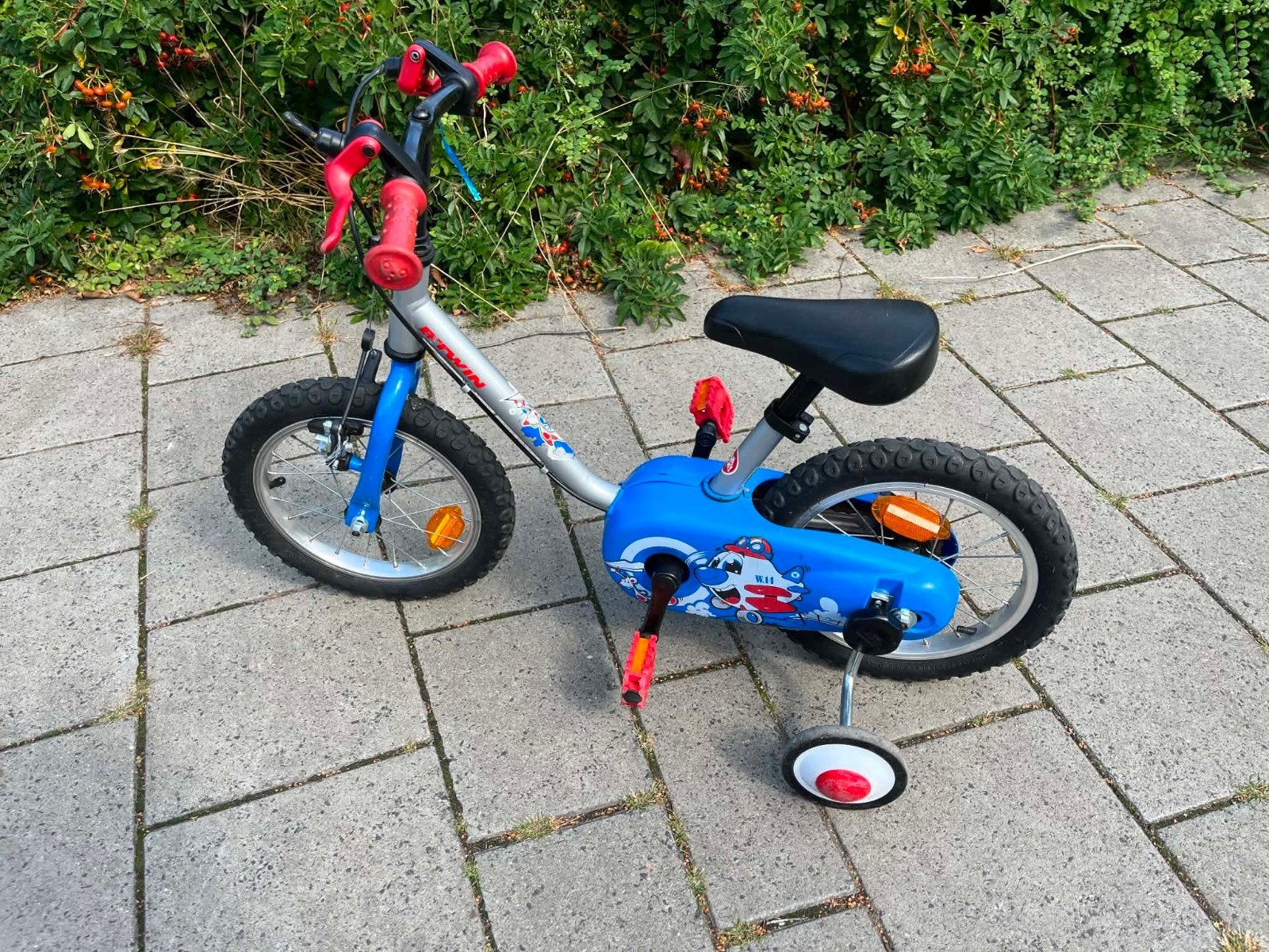 B'Twin kinderfiets 14 inch met zijwieltjes, Ophalen, Zijwieltjes, Velgrem, B'Twin