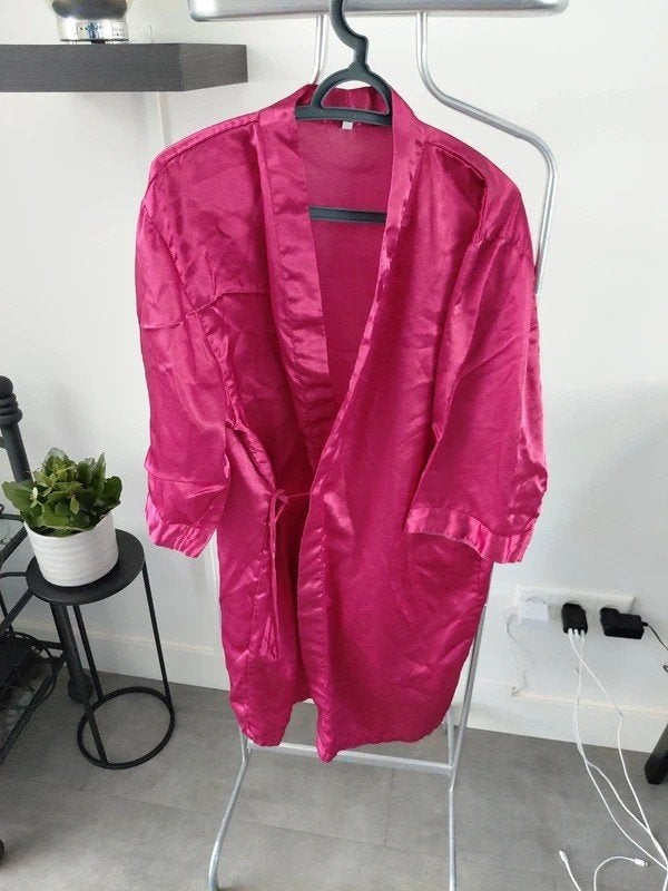 Roze satijnen badjas/ochtendjas maat L, Kleding | Dames, Onbekend, Ophalen of Verzenden, Zo goed als nieuw, Maat 38/40 (M)