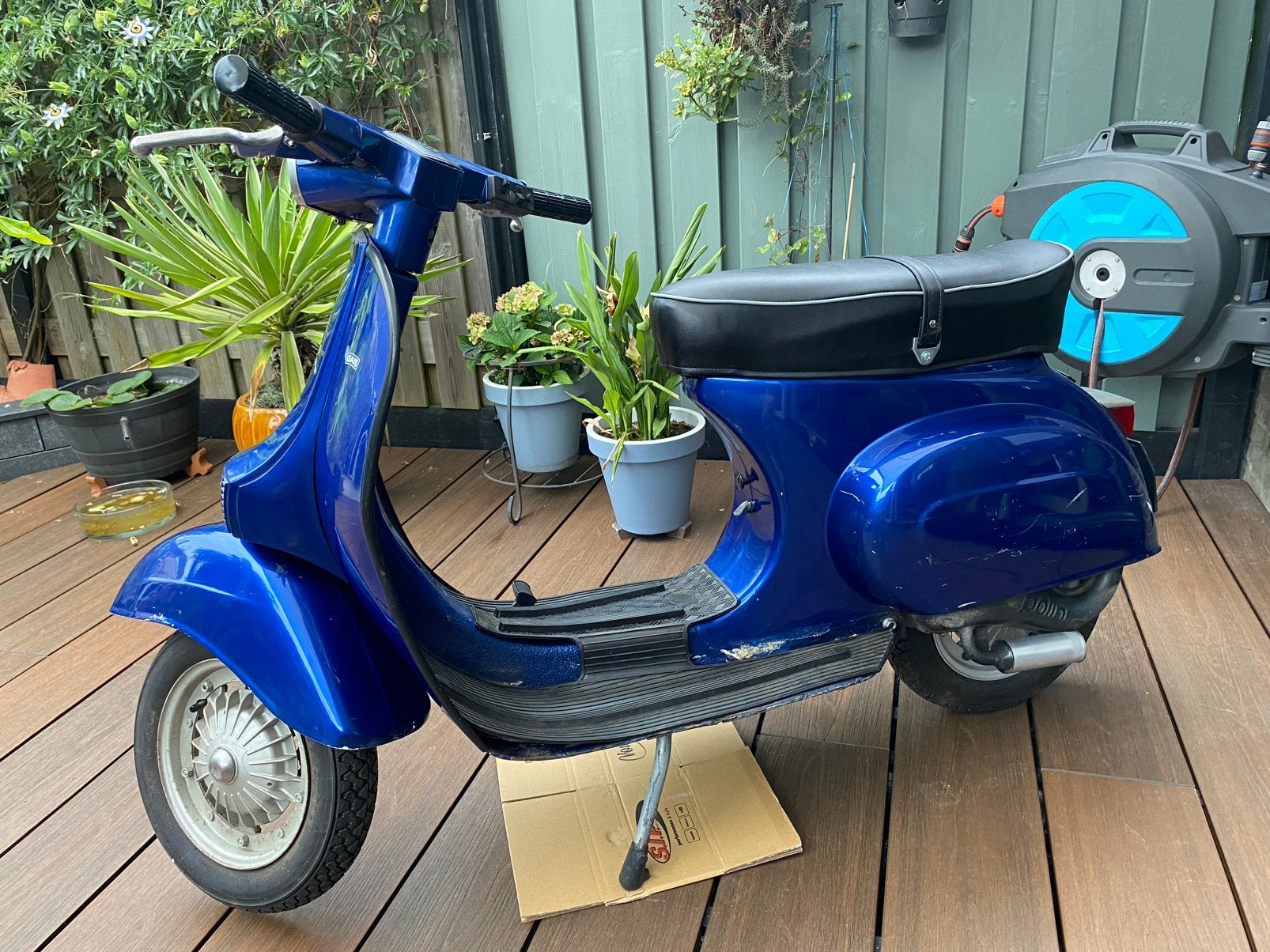 Vespa 50 special small frame, Fietsen en Brommers, Brommers | Oldtimers, Ophalen, Maximaal 45 km/u, 4 versnellingen, 50 cc