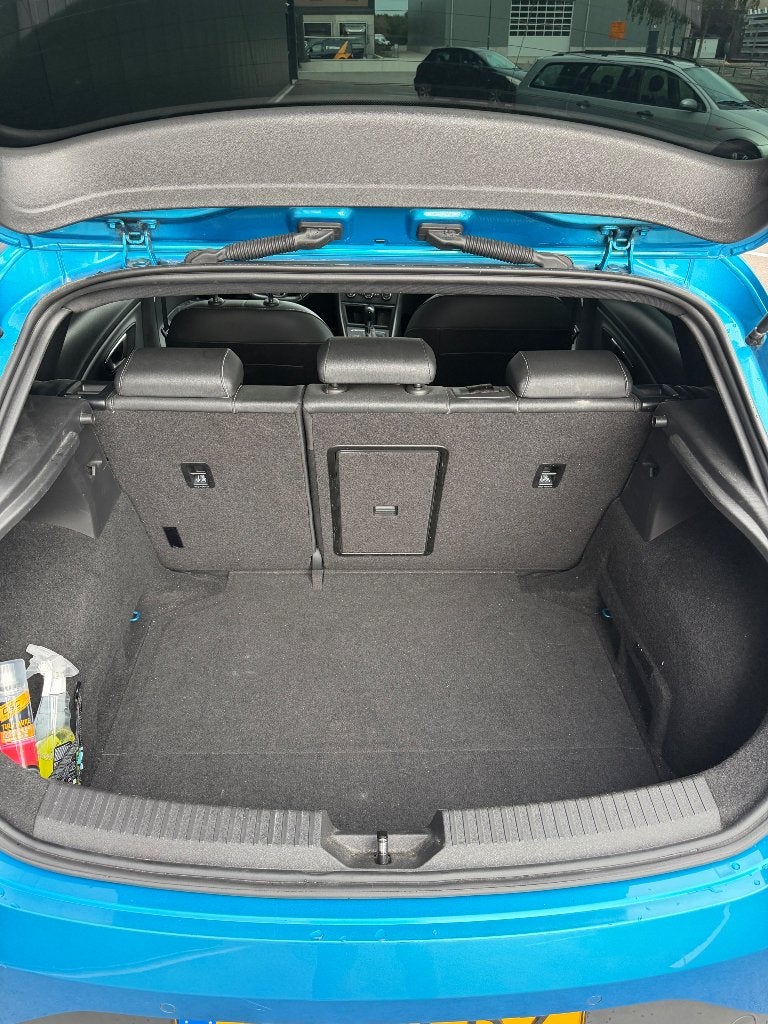 Foto 12 van Seat Leon Cupra 2.0 TSI ST DSG 2016 Blauw