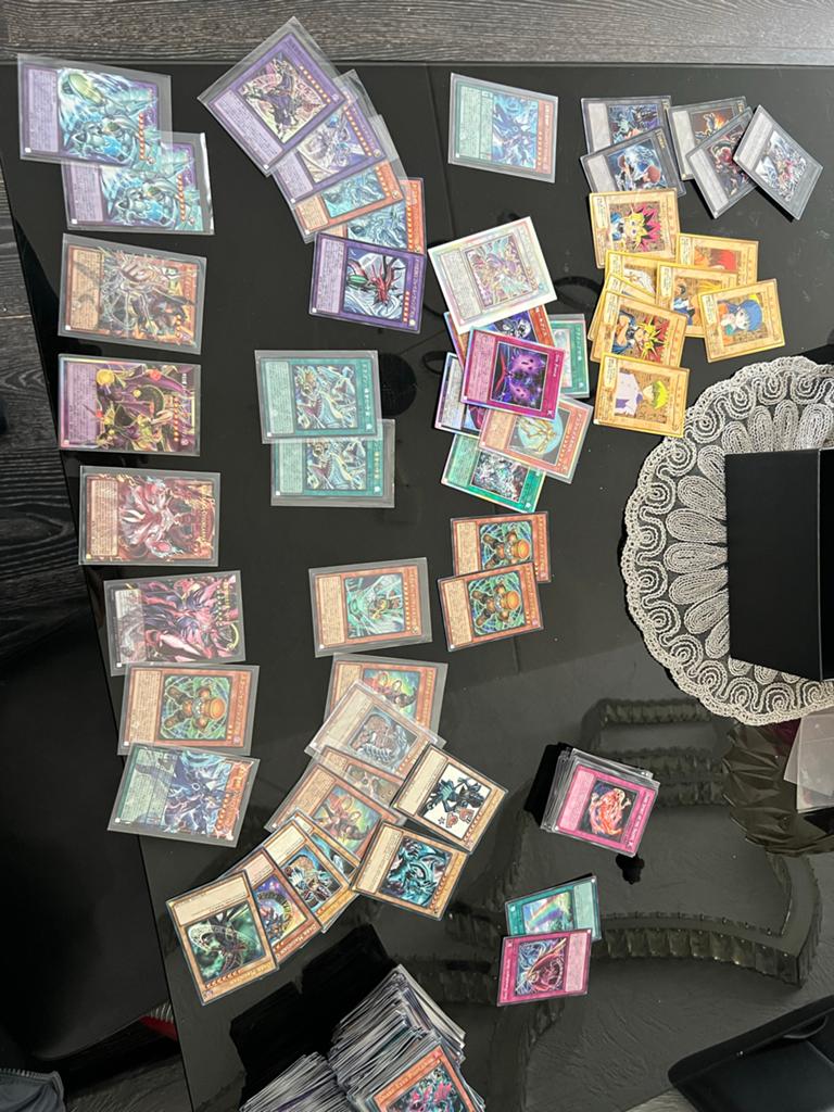 Grote collectie Yu-Gi-Oh! kaarten - Diverse zeldzaamheden, Ophalen of Verzenden, Gebruikt, Meerdere kaarten, Foil