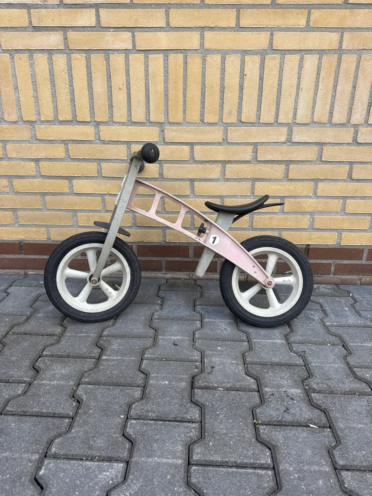 FirstBIKE loopfiets - Roze/Grijs 13 inch, Ophalen, Gebruikt, 16 tot 20 inch