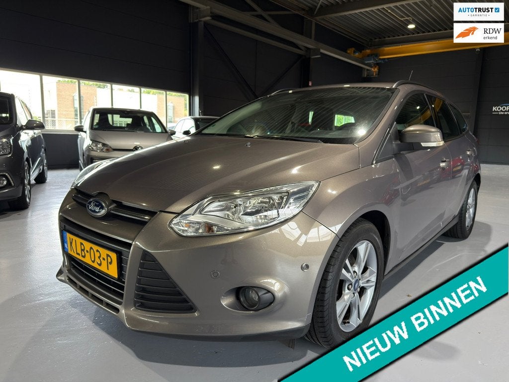 Ford Focus Wagon 1.0 EcoBoost Trend Stoelverwarming |APK|PDC, Auto's, Ford, Bedrijf, Te koop, Focus, ABS, Airbags, Airconditioning