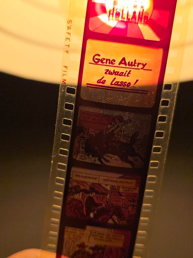 Diverse 60S Real Collor Holland Walt Disney Filmstrips 35mm, Audio, Tv en Foto, Filmrollen, Ophalen of Verzenden, 35mm film
