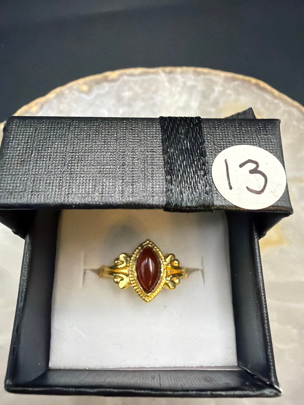 Vergulde Messing Ring met Amber Steen, Overige materialen, Gebruikt, Ophalen of Verzenden, X