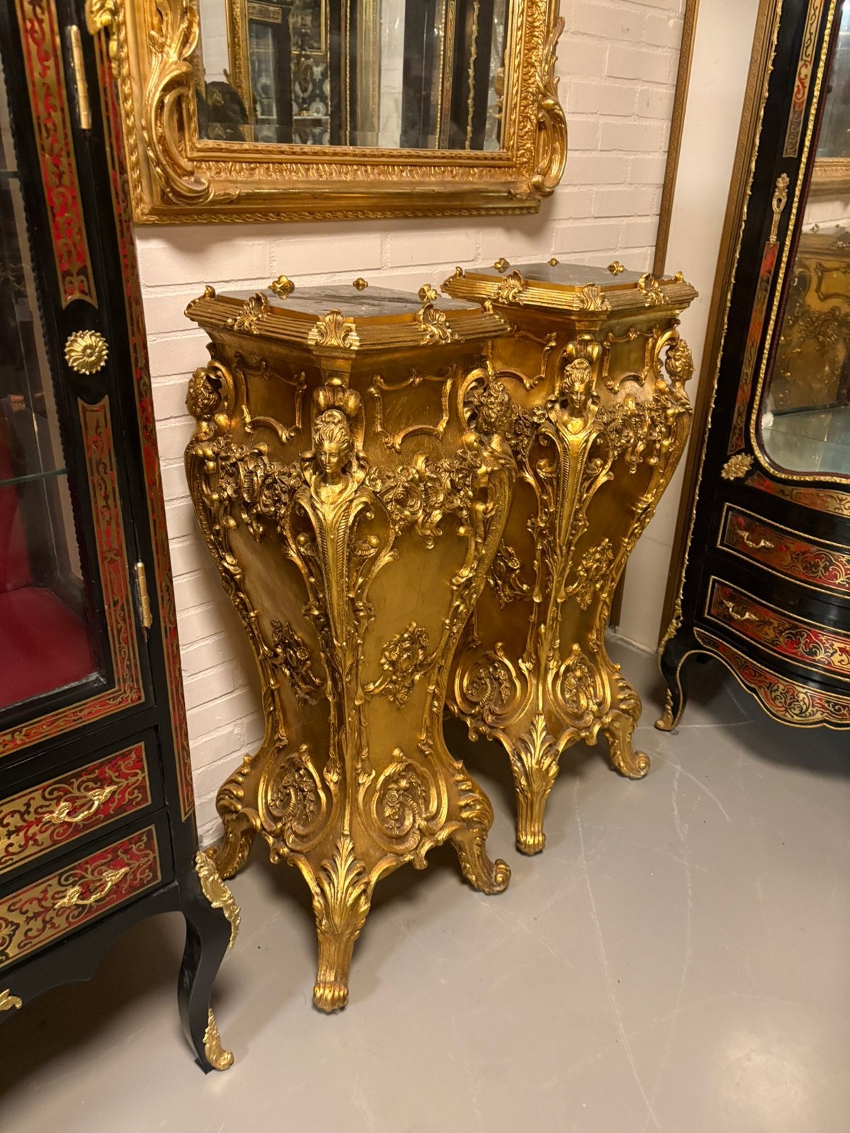 Goud empire pilaren model Medusa, Huis en Inrichting, Woonaccessoires | Zuilen en Pilaren, Ophalen of Verzenden