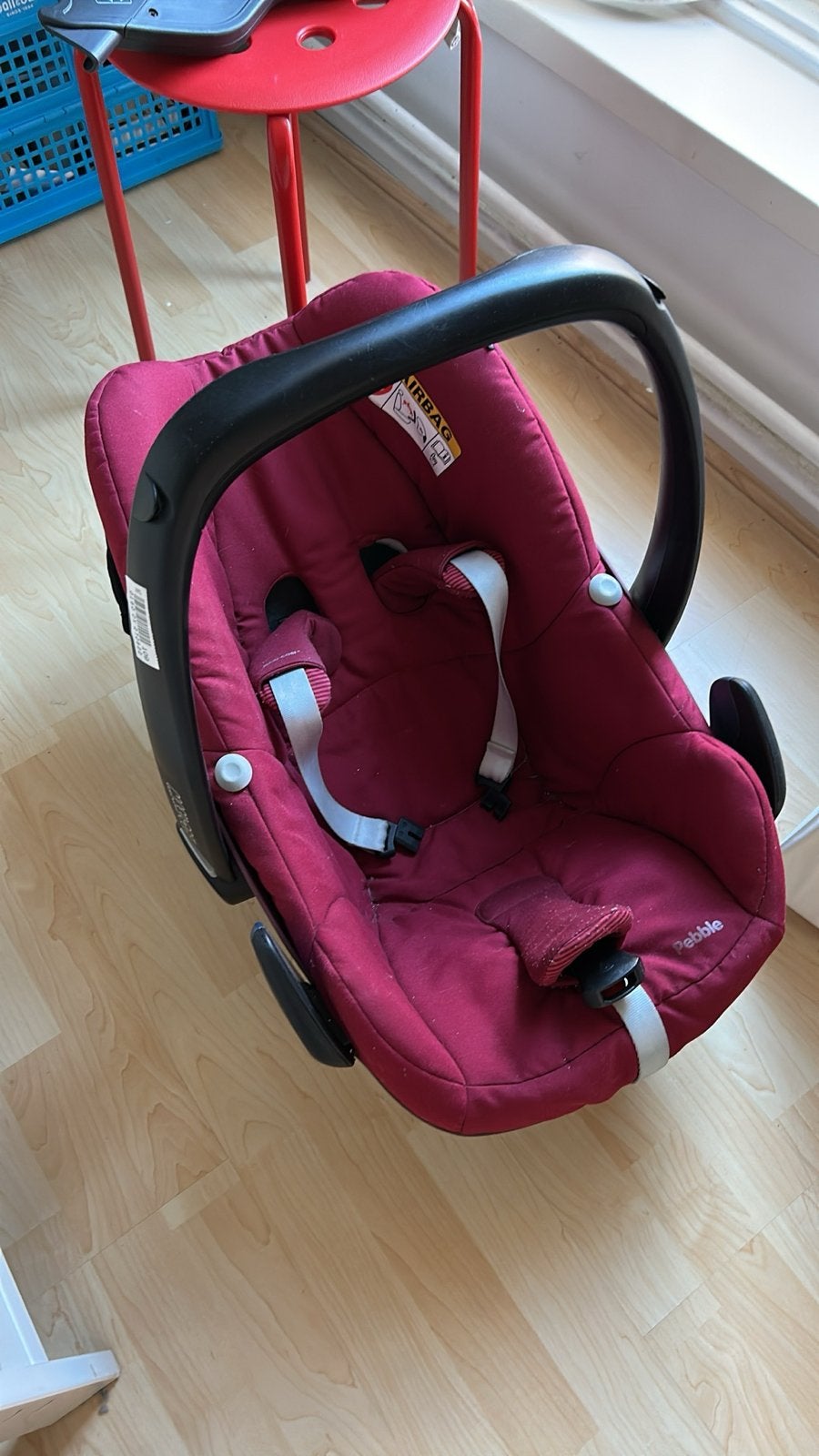 Gratis Maxi-Cosi Pebble autostoel - Donkerrood (2015), Kinderen en Baby's, Ophalen, Gebruikt, Zijbescherming, 0 t/m 13 kg