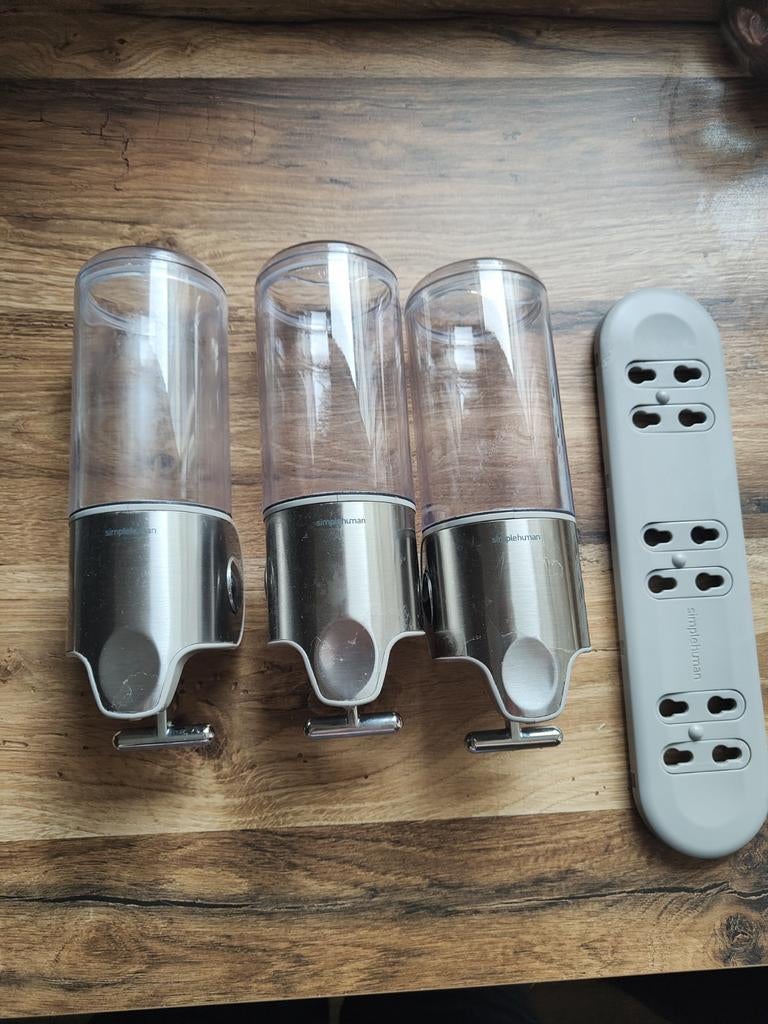 3x Simple Human Zeepdispenser met Ophangsysteem, Ophalen of Verzenden, Gebruikt