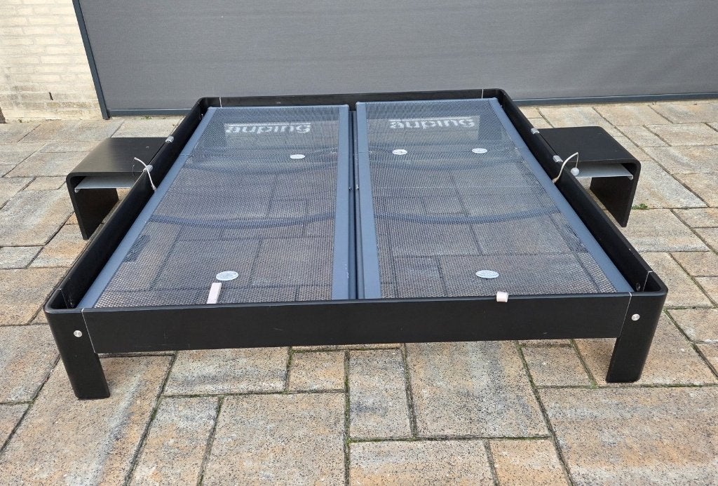 Mooie zwarte Auping 180x210 met 2 aanhaaktafeltjes, Huis en Inrichting, Slaapkamer | Bedden, Ophalen, Verstelbaar, Tweepersoons