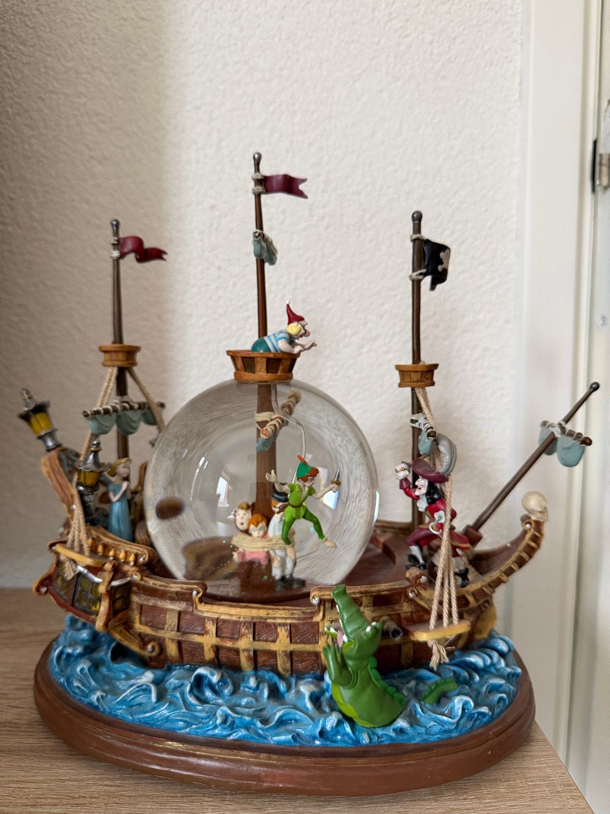 Disney Peter Pan “You Can Fly” piratenschip, Ophalen of Verzenden, Peter Pan of Pinokkio, Zo goed als nieuw, Overige typen