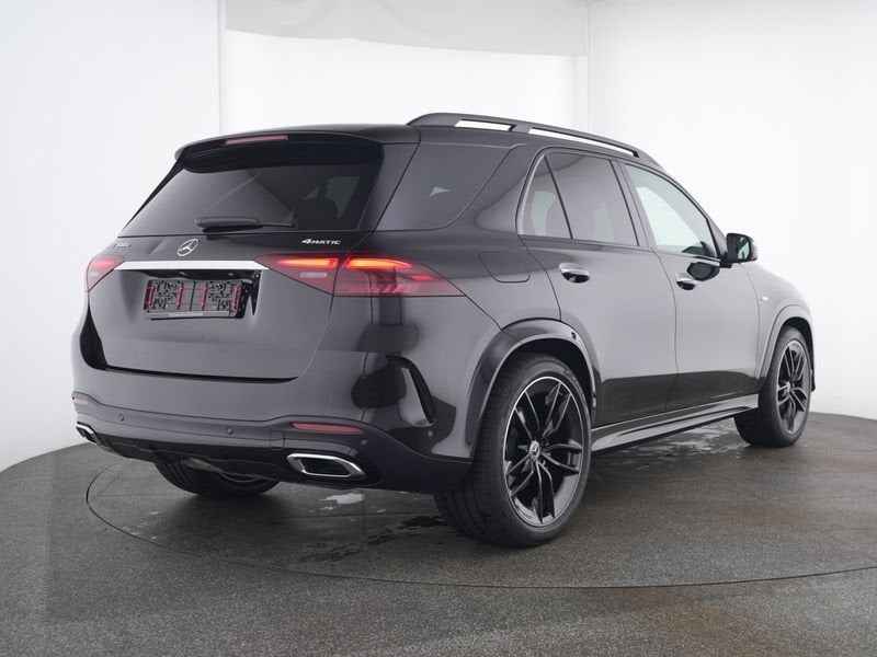 Mercedes-Benz GLE 400 e 4MATIC AMG Nightpakket Plug-In Hybri, Auto's, Mercedes-Benz, Automaat, 12 maanden, Zwart, 4 cilinders