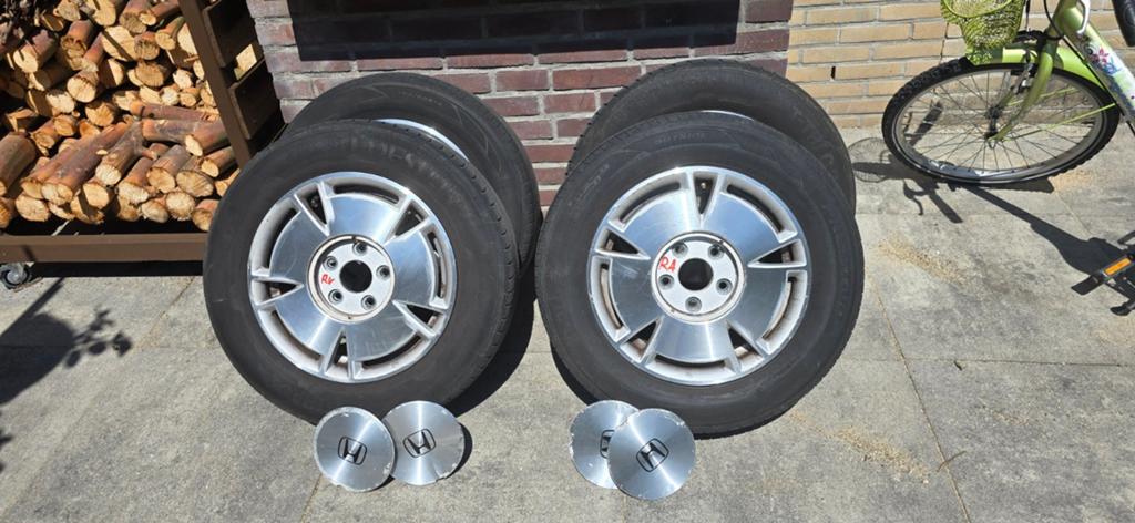 Honda civic zomerbanden incl. velg en dop, Ophalen of Verzenden, Honda