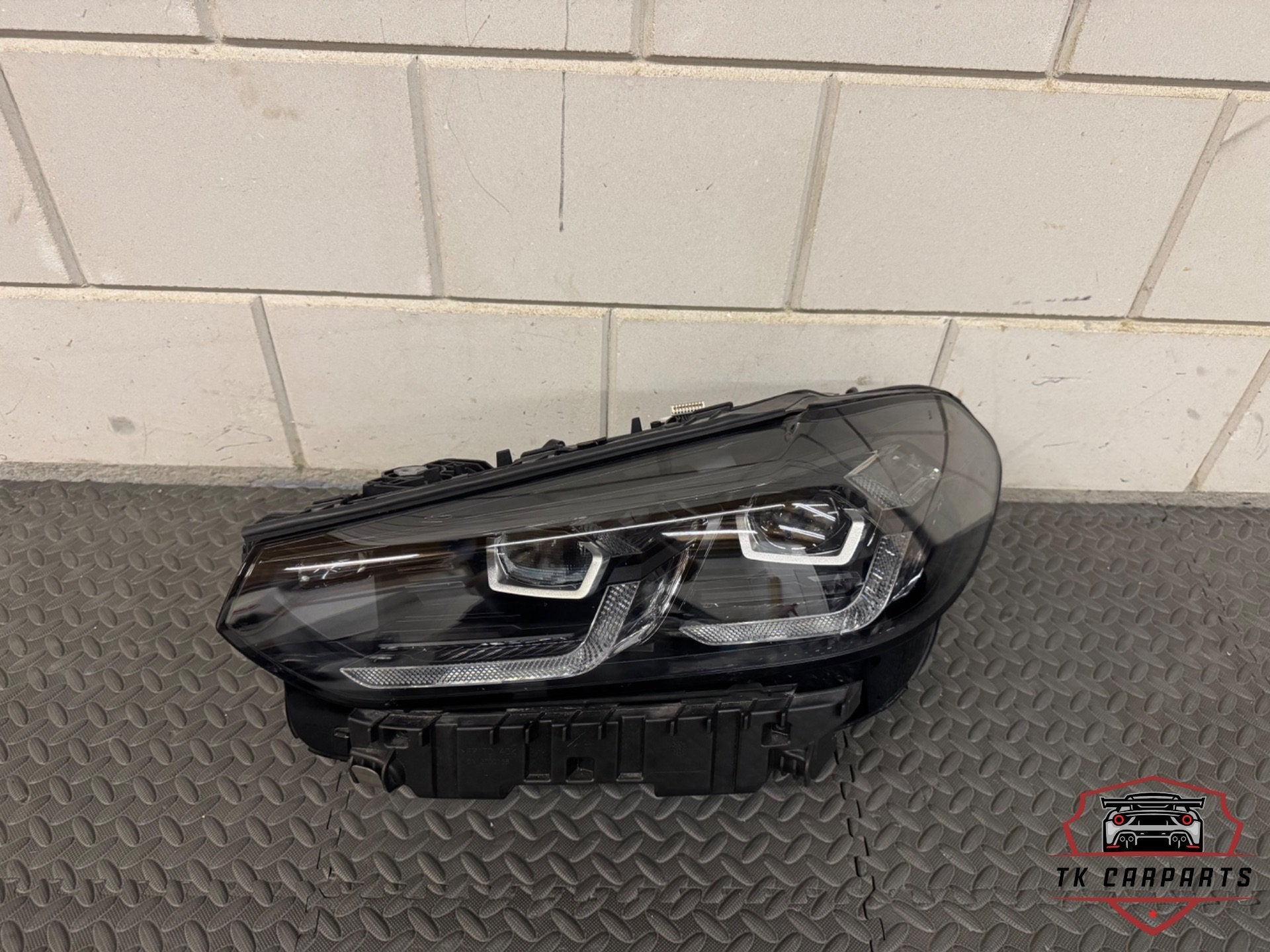 Bmw x3 g01 led koplamp Links A95A2923107, Petuelring 130
80788  Munich, DE, Gebruikt, Info@bmw.de, Ophalen of Verzenden
