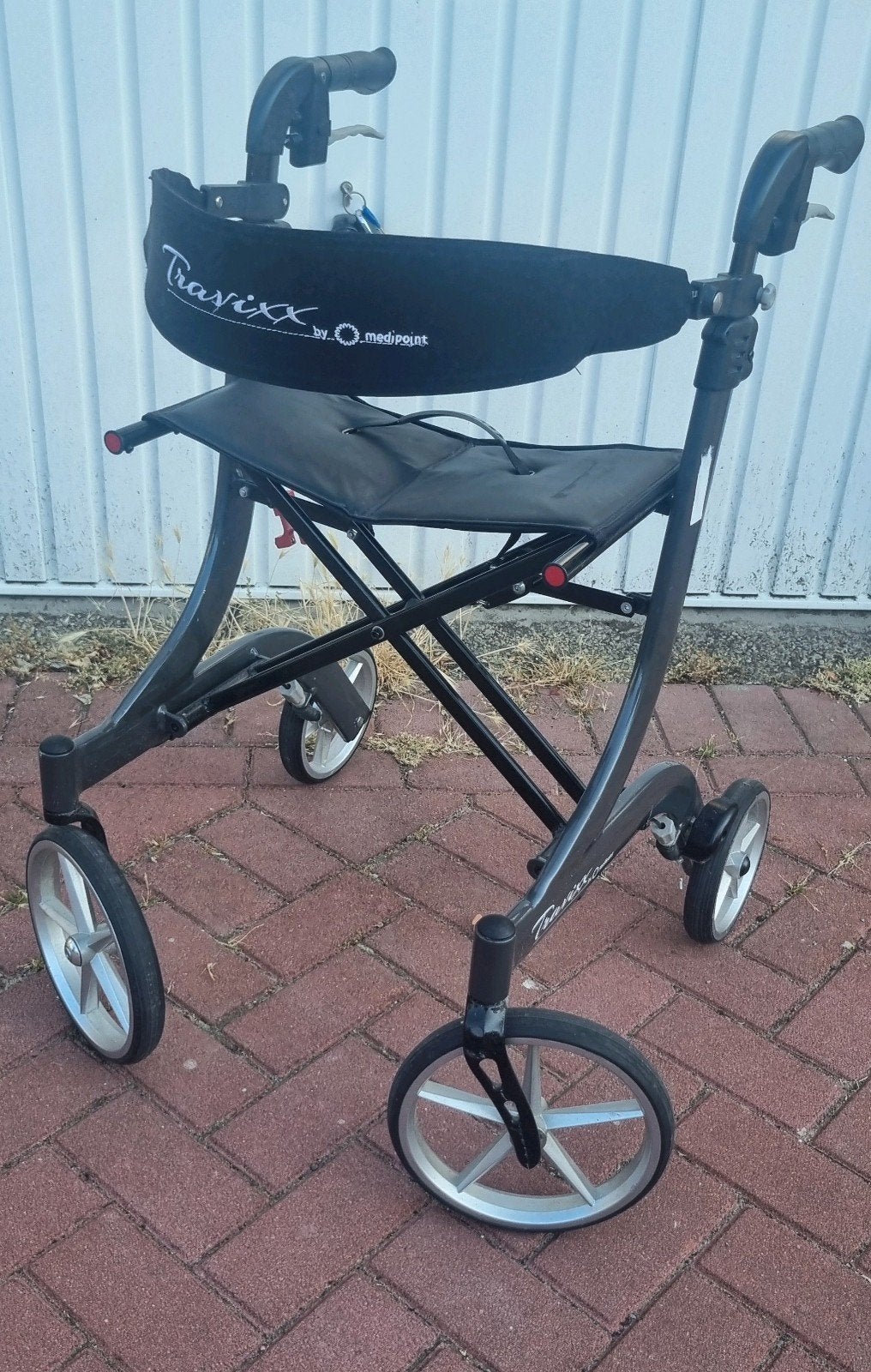 Rollator merk Travixx deluxe M by Medipoint, Diversen, Rollators, Ophalen, Lichtgewicht, Zo goed als nieuw
