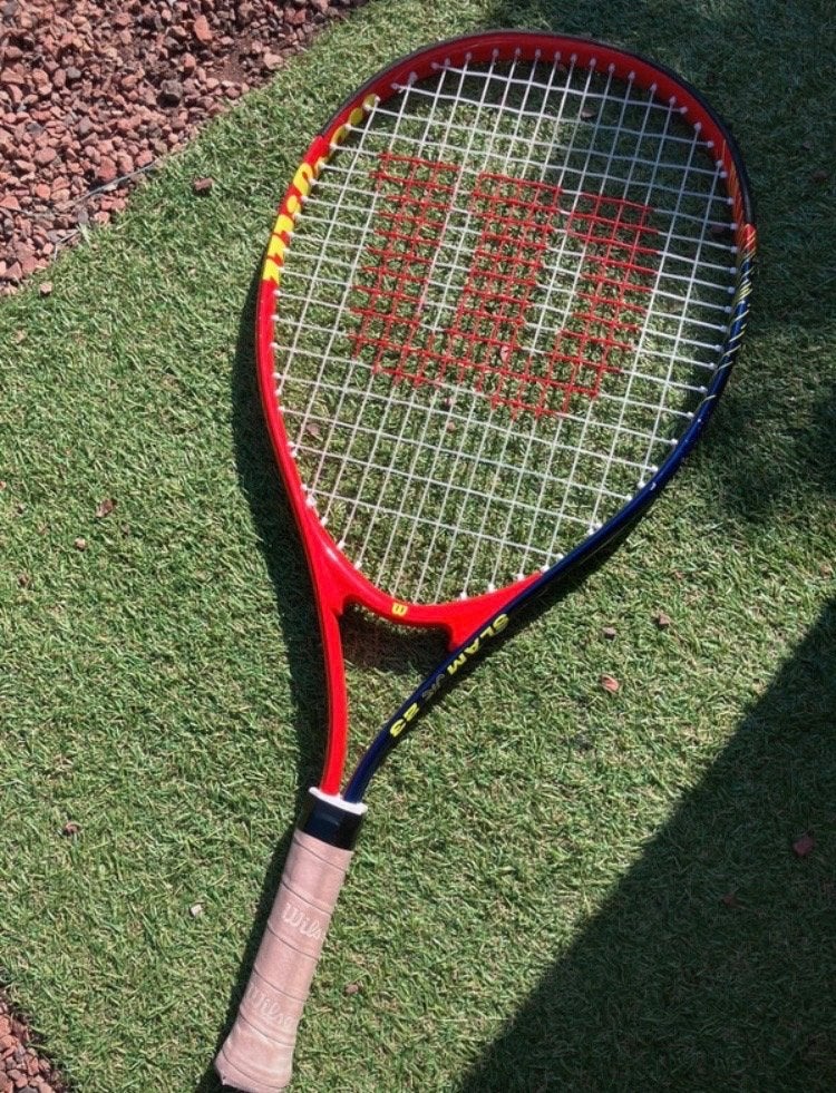 Wilson tennisracket 23 inch, Sport en Fitness, Ophalen of Verzenden, Gebruikt, Racket, Wilson