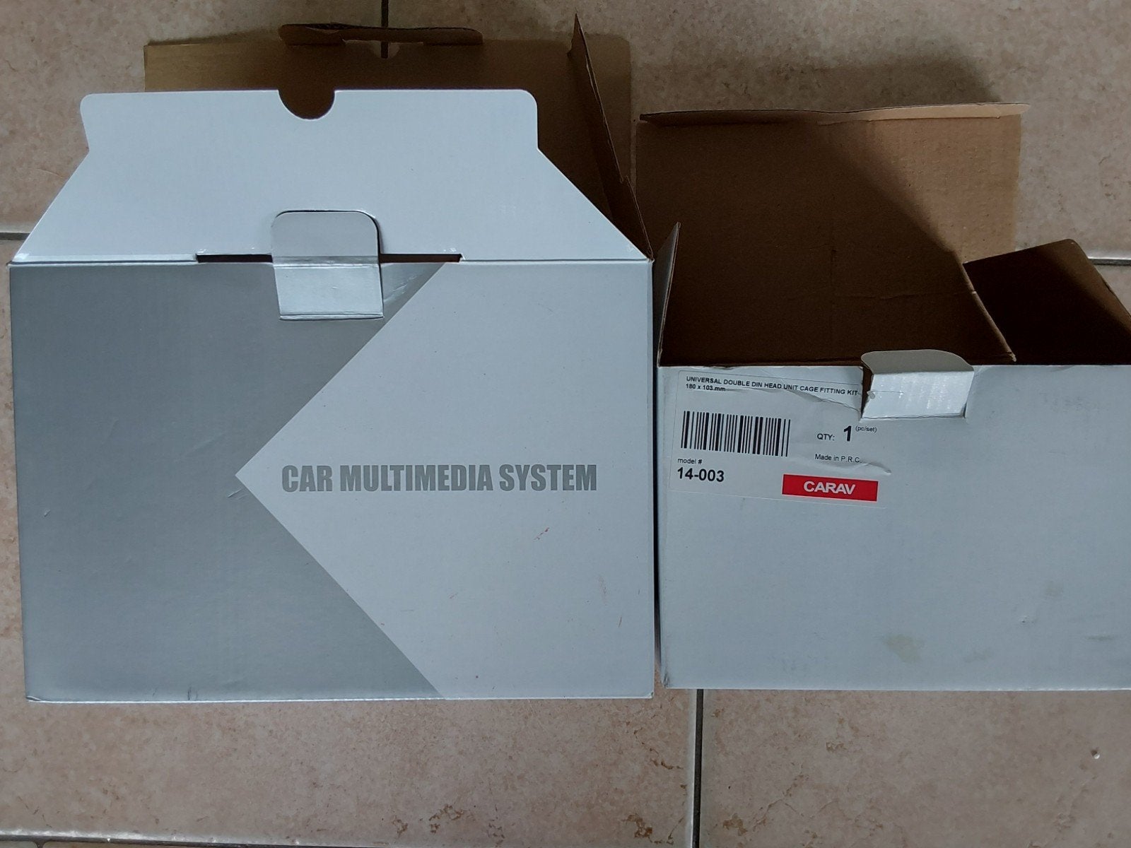 Nieuw Car Multimedia Systeem met installatiekit, Auto diversen, Ophalen, Nieuw