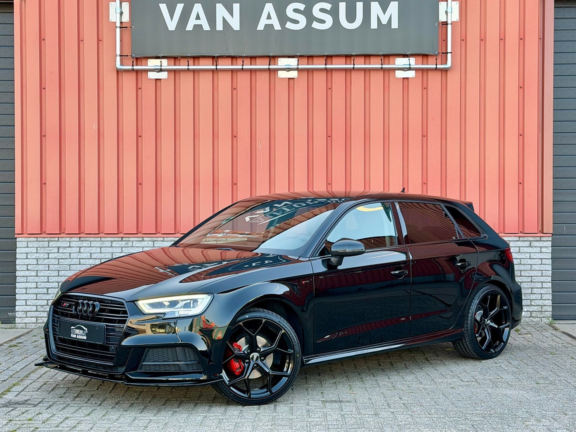 Audi A3 SPORTBACK 1.5 TFSI S-Line Virtual Carplay Camera S3, 4 cilinders, 150 pk, Zwart, Automatische klimaatregeling