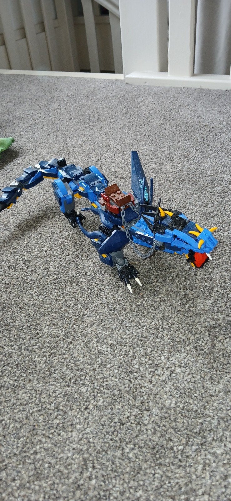 Blauwe draak lego, Ophalen