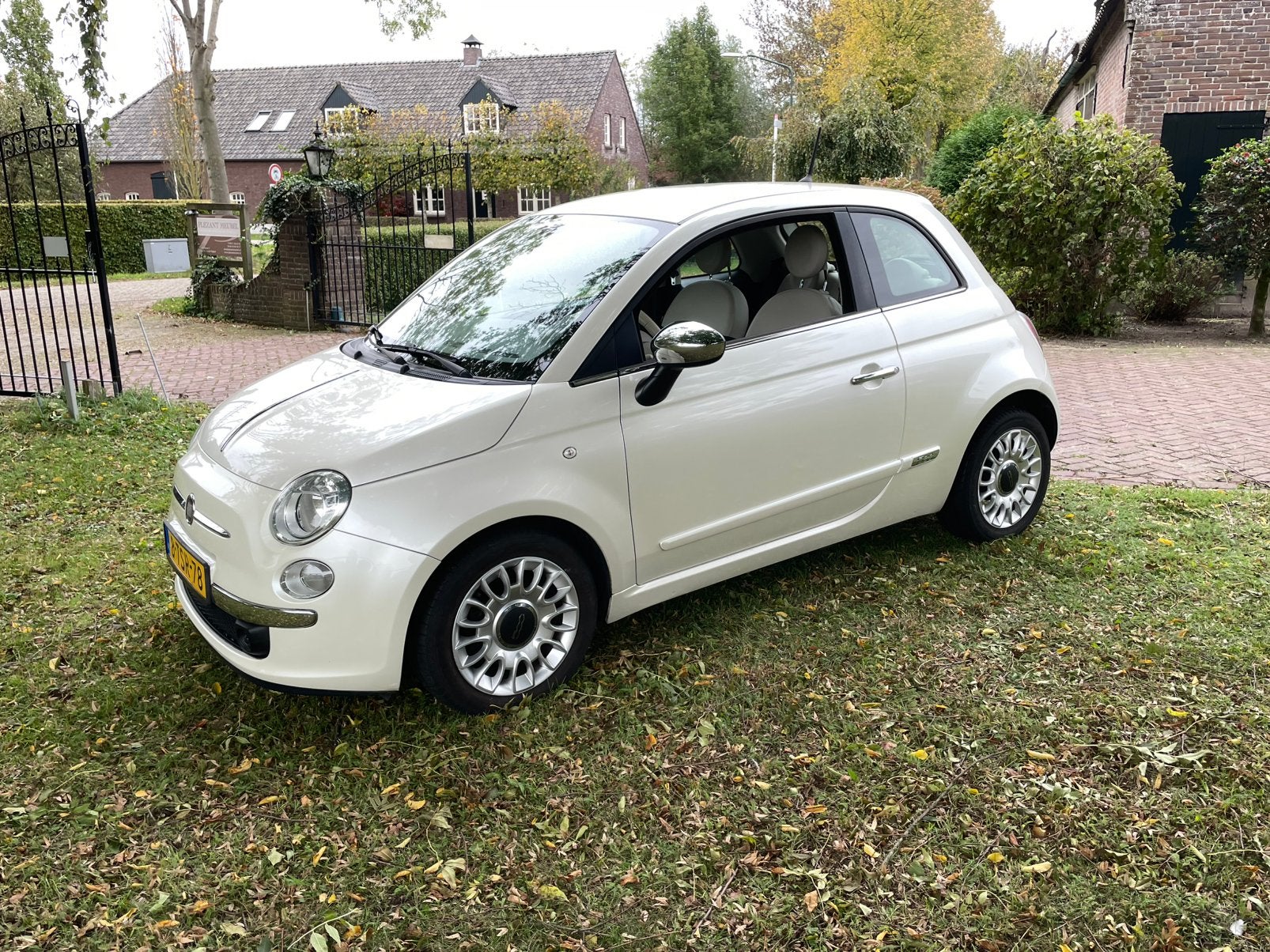Parelmoer witte Fiat 500 Twinair Turbo 80pk 2014, Voorwielaandrijving, 31 €/maand, Origineel Nederlands, Handgeschakeld