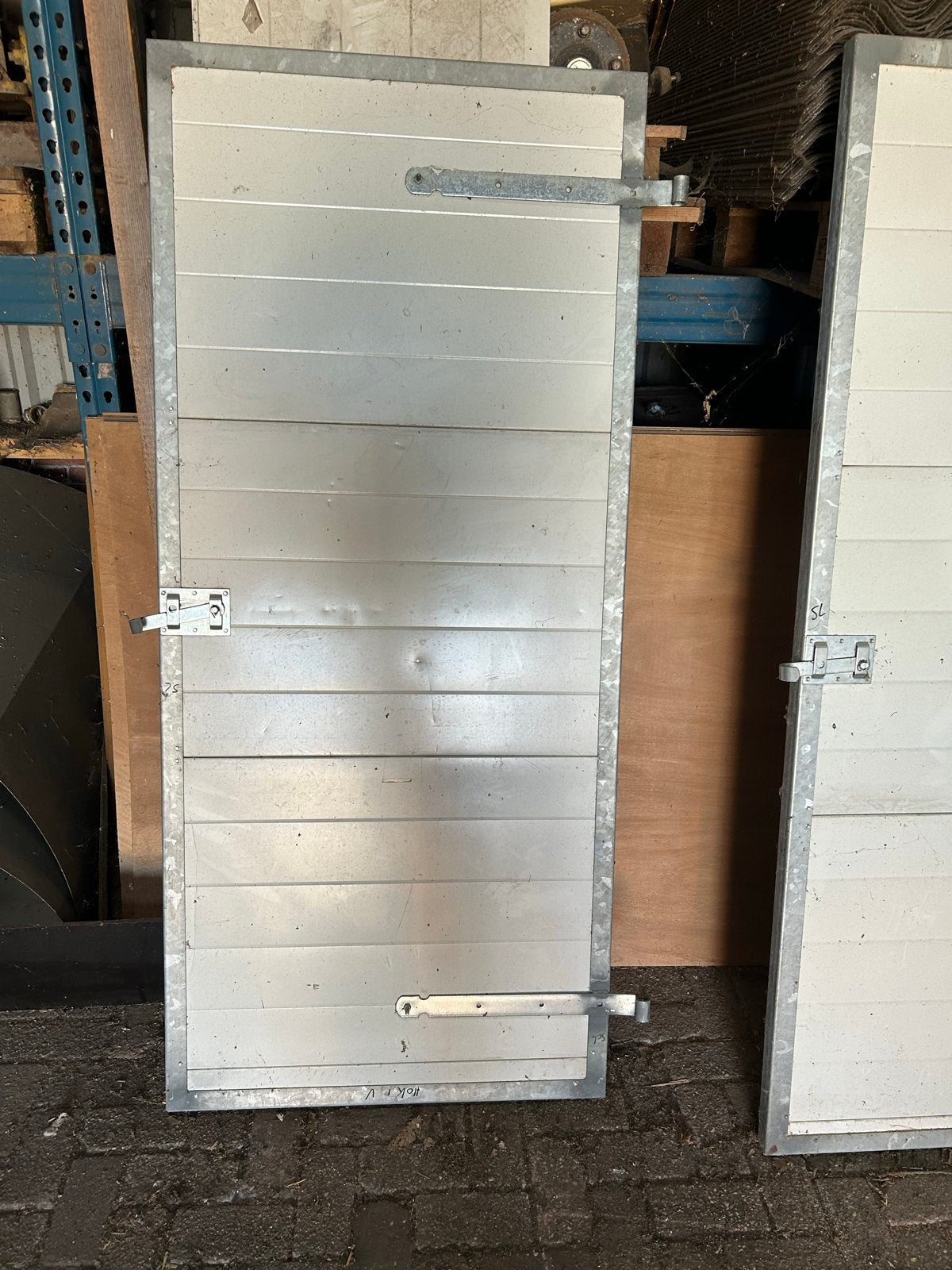 Geisoleerde sandwich deuren links en rechts, Doe-het-zelf en Verbouw, Deuren en Horren, Ophalen, Gebruikt, 80 tot 100 cm, Garagedeur