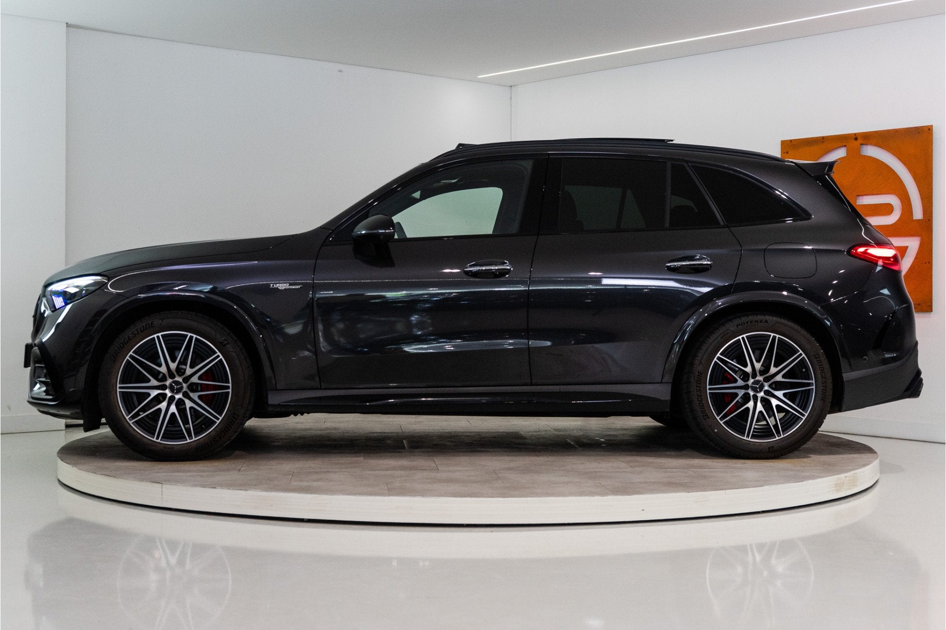 Mercedes-Benz GLC AMG 63 S E Performance Night Edition 680PK, Auto's, Zwart, Vierwielaandrijving, Hybride Elektrisch/Benzine, SUV of Terreinwagen