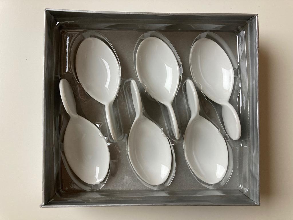 6 porseleinen amuselepels - nieuw in doos, Huis en Inrichting, Keuken | Servies, Overige typen, Nieuw, Ophalen of Verzenden, Overige stijlen