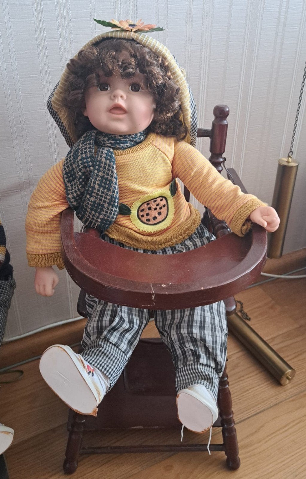 Verzamel pop eetstoel., Ophalen