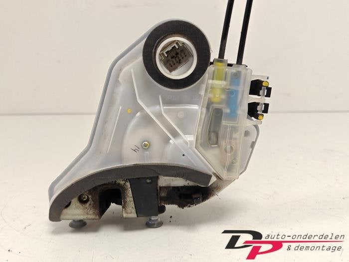 Deurslot Mechaniek 4Deurs links-achter van een Peugeot 108, Gebruikt, -, -, Ophalen of Verzenden