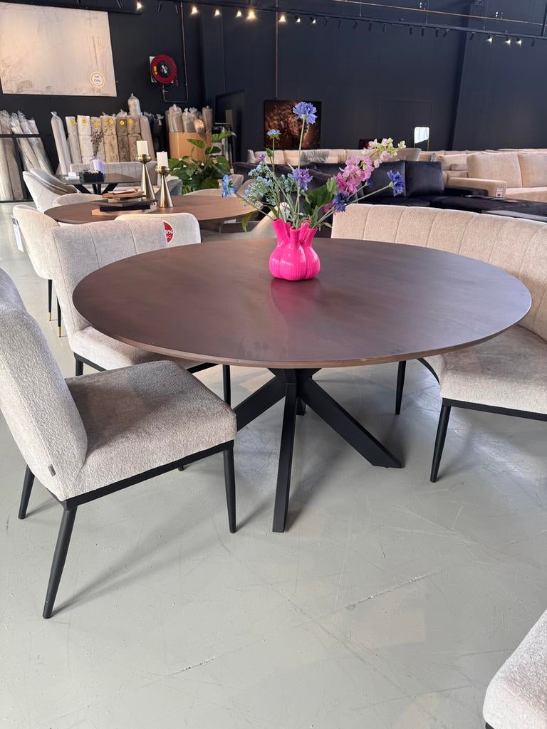 Opruimingsactie eettafel | Rond | rechthoekig | Utrecht, Ophalen, Info@trendvortex.com, 4131 NH, Rond
