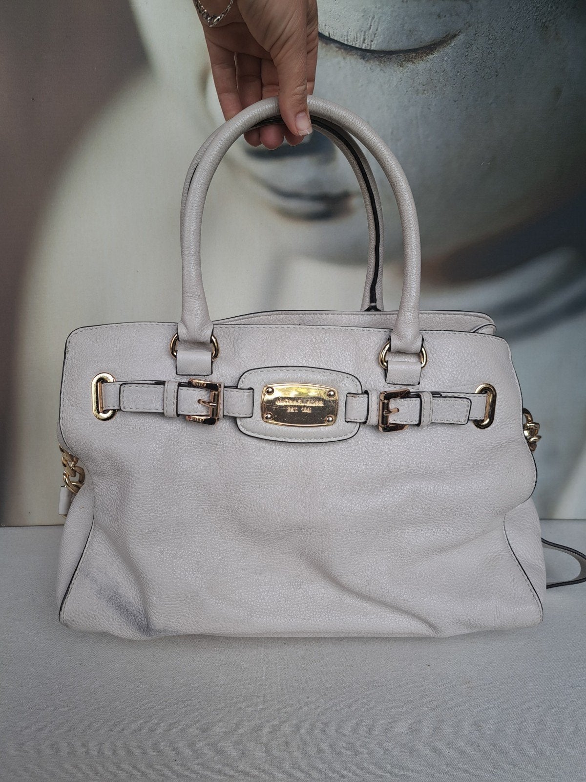 Michael Kors Hamilton Handtas Crème met Gouden Details, Ophalen of Verzenden, Zo goed als nieuw
