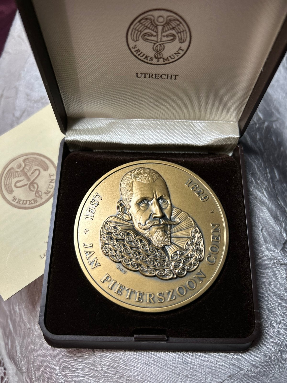 Bronzen herdenkingspenning Jan Pieterszoon Coen Rijksmunt, Ophalen of Verzenden, Brons