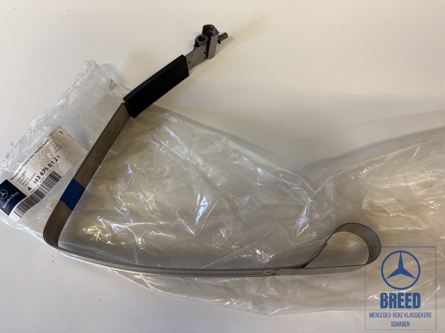 NOS spanband brandstoftank voor Mercedes-Benz W163 M-Klasse, -, Nieuw, Ophalen of Verzenden, -