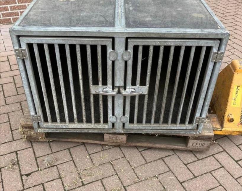 Dubbele autokennel autobench ( let op ophalen in Someren, Dieren en Toebehoren, Ophalen of Verzenden, Zo goed als nieuw, 110 cm of meer
