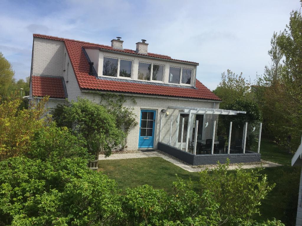 Texel-Zonnige tuin, Stuga, BBQ, Sauna 15d €1495/wk 3-18 juli, 7 personen, Waddeneilanden, Recreatiepark, Open haard