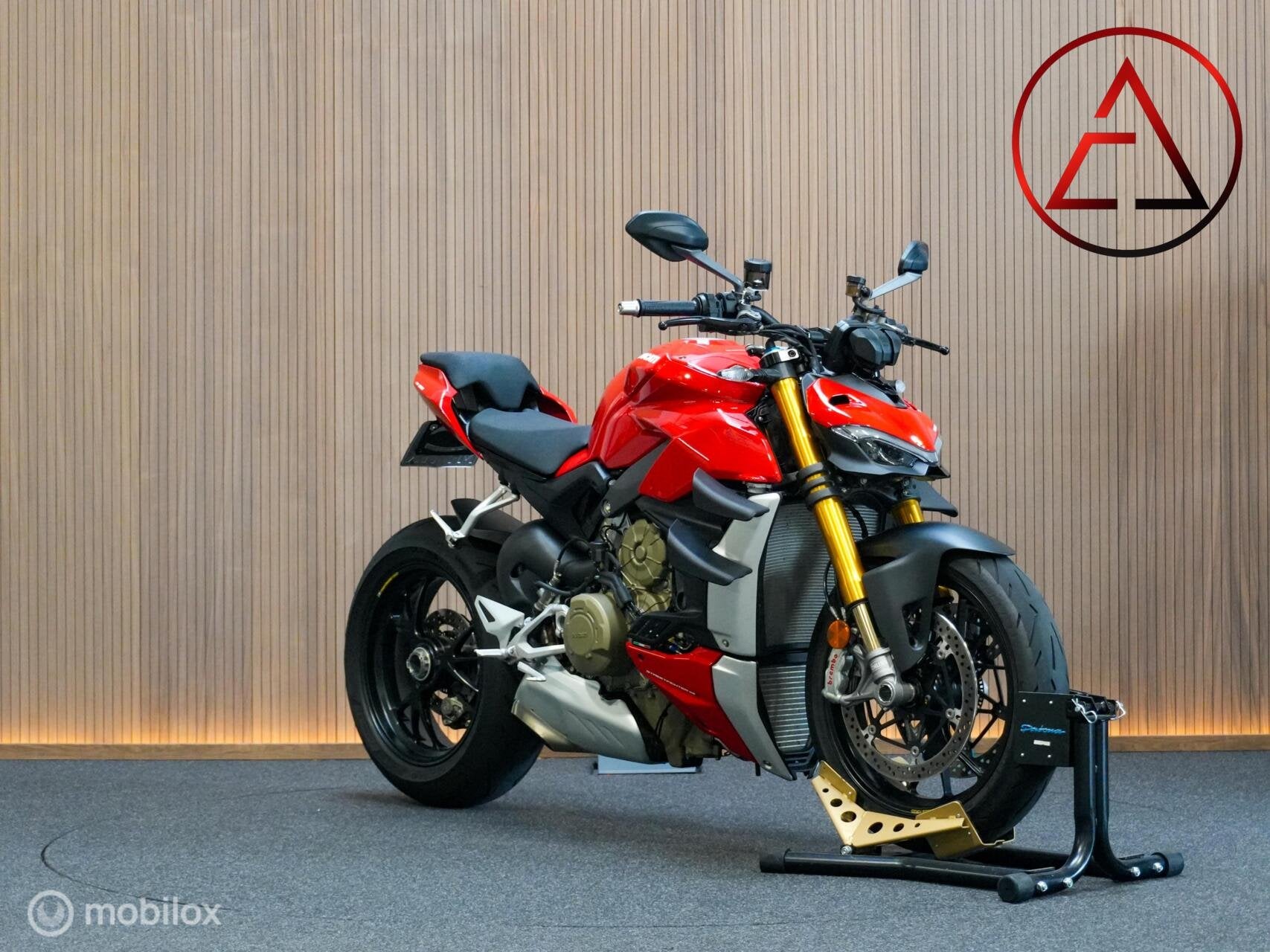 Ducati Streetfighter V4 S 2023 - 1e eigenaar - 3871km, Bedrijf, Meer dan 35 kW, Toermotor, Ducati