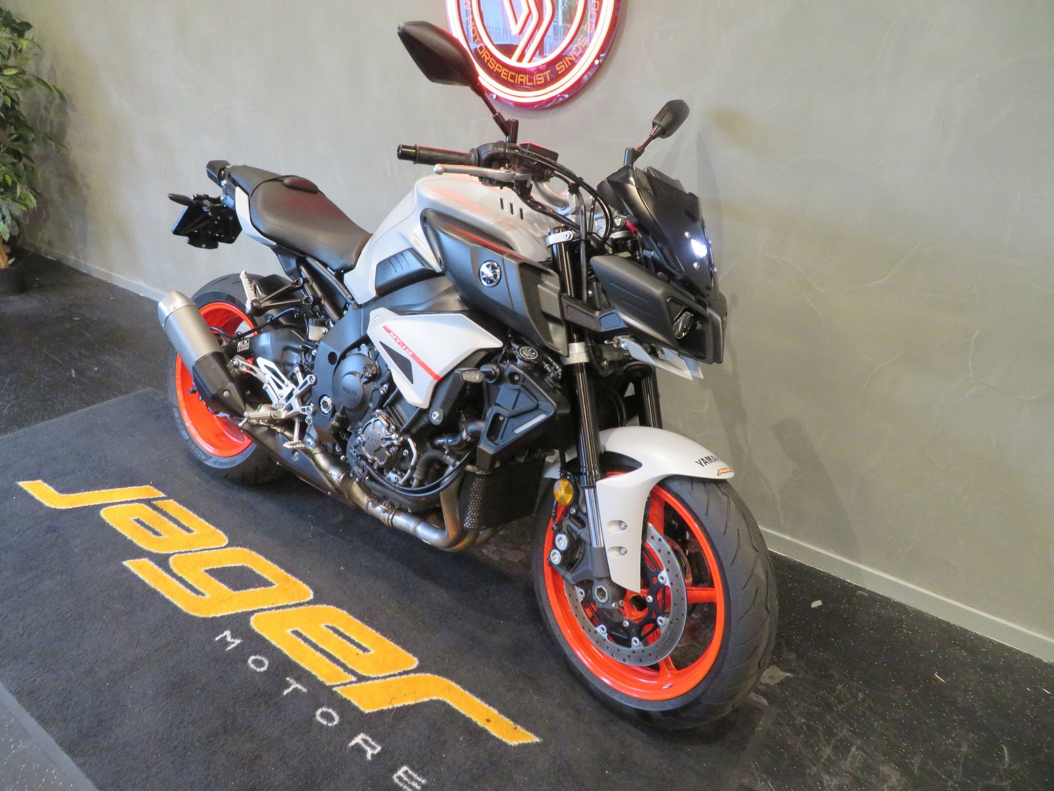 Yamaha MT 10 MT10 MT-10 ABS TCS (bj 2021), Motoren, Motoren | Yamaha, Bedrijf, 998 cc, Naked bike
