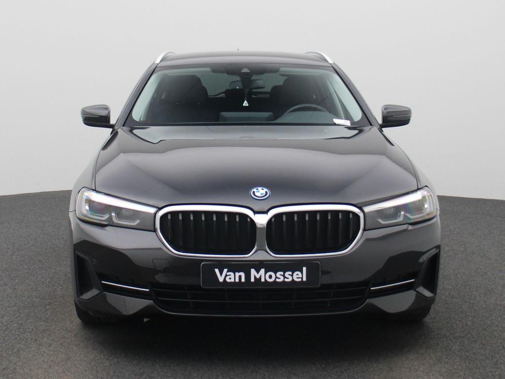 BMW 5 Reeks Touring 520e 150kW | ACHTERUITRIJCAMERA | LEDER, Automaat, 12 maanden, Gebruikt, Zwart