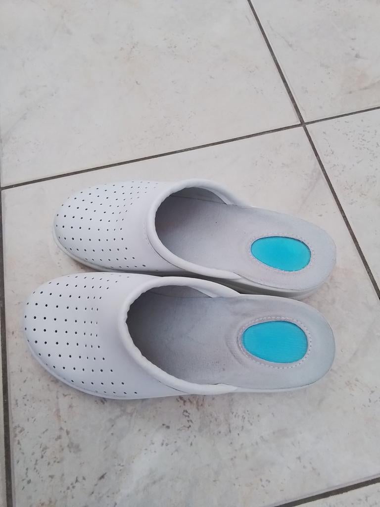 Nette witte muiltjes maat 38, Ophalen, Wit, Sandalen of Muiltjes, Zo goed als nieuw