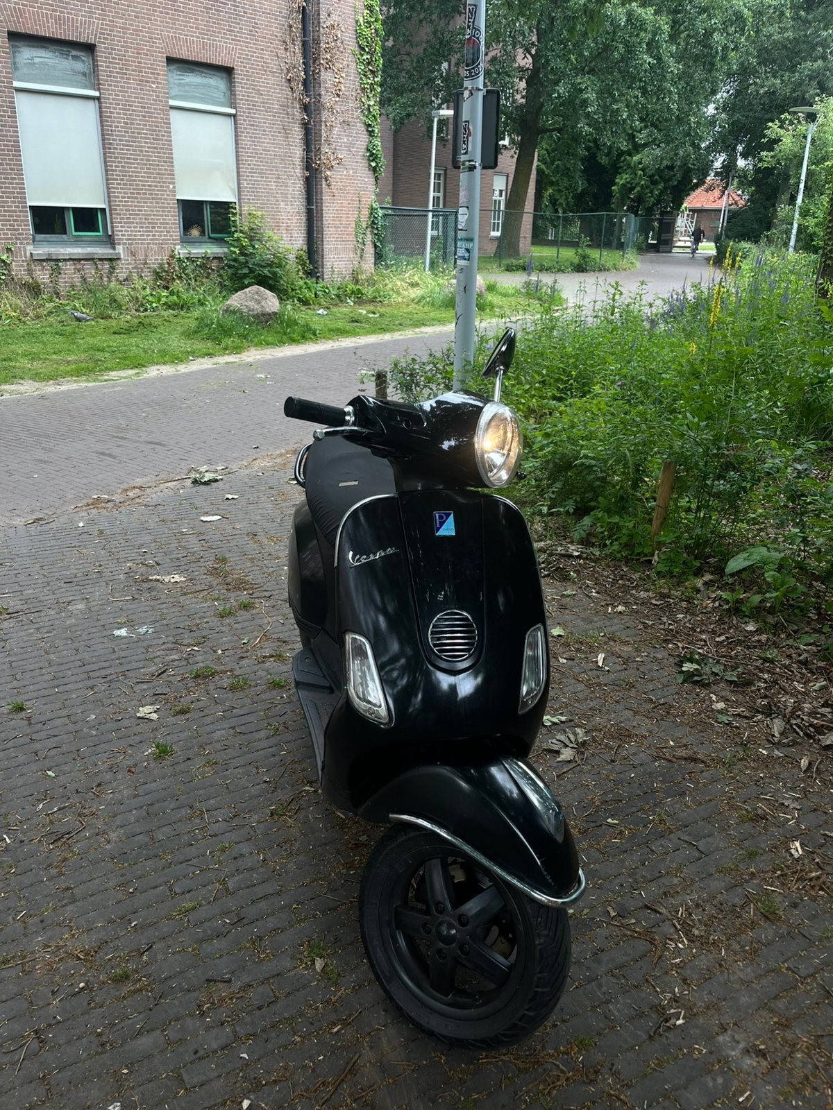 vespa lx 50cc 4 takt, Fietsen en Brommers, Ophalen of Verzenden, Zo goed als nieuw, Benzine, 50 cc